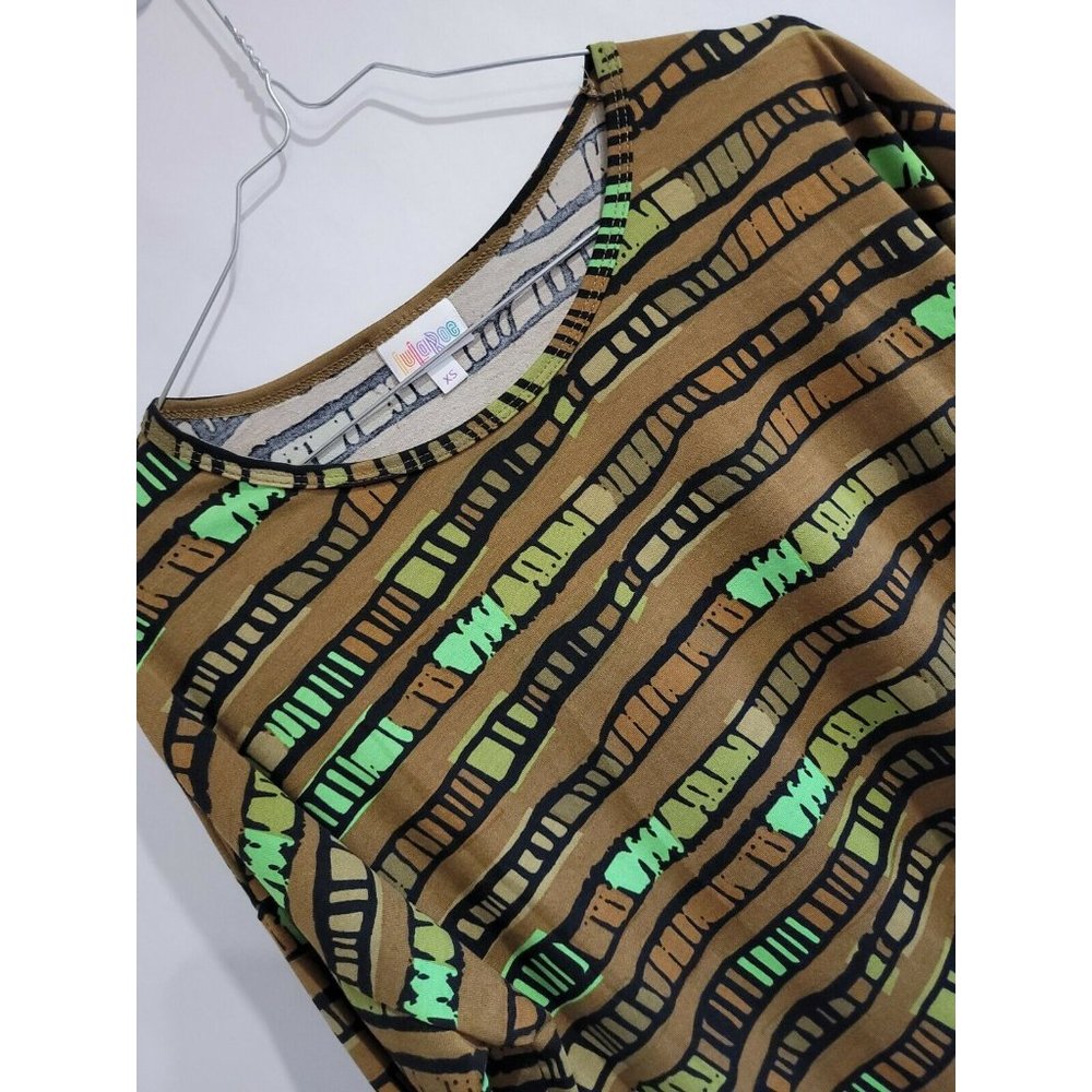 LuLaRoe Women's Irma Short Sleeve Tunic Shirt - XS